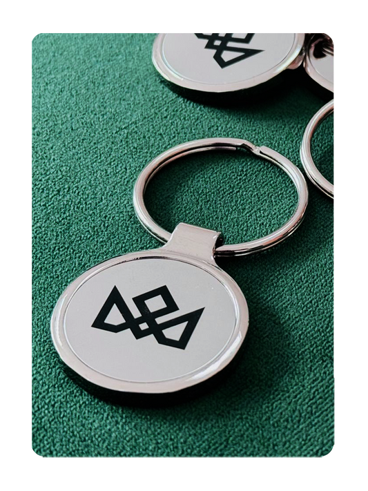 MADISON SHINER KEYRING - Silver Edition