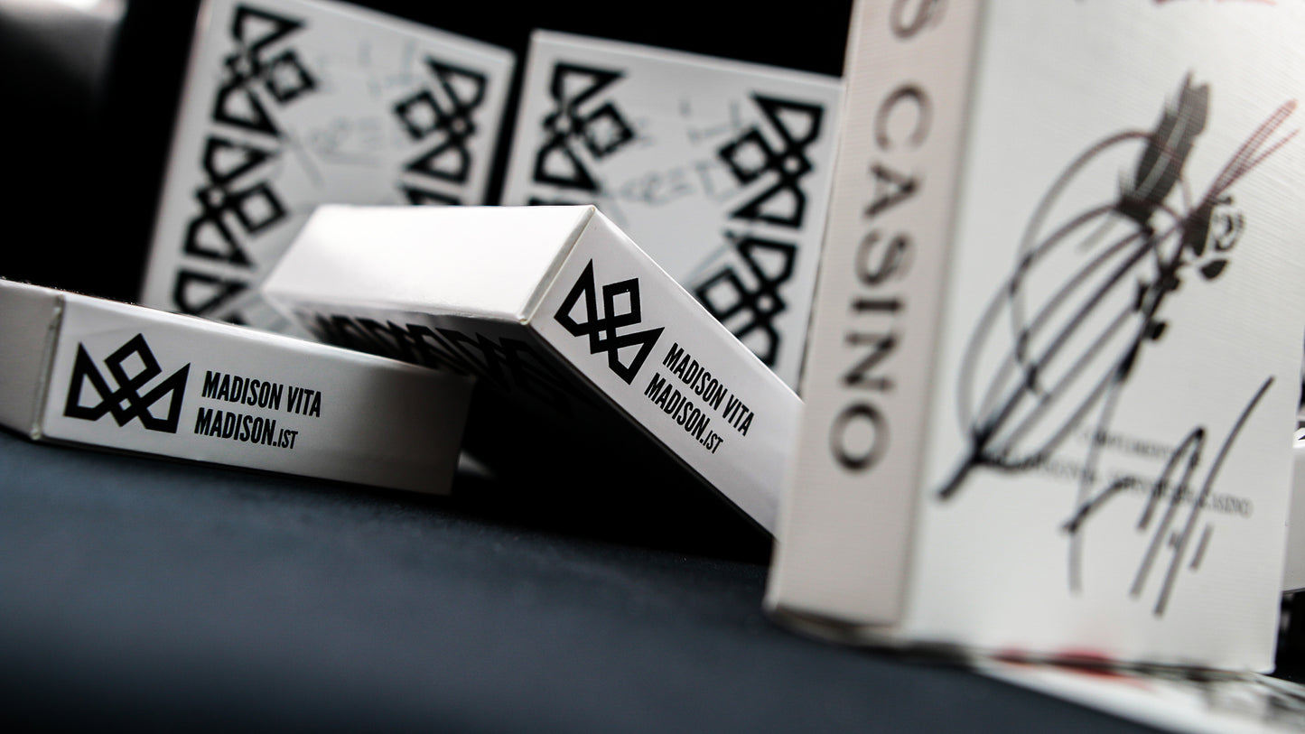 VITA - SIGNED by MADISON playing cards — view 44