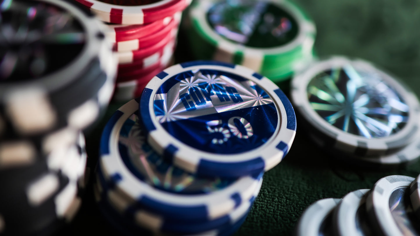 The MADISON x COPAG PRO POKER SET
