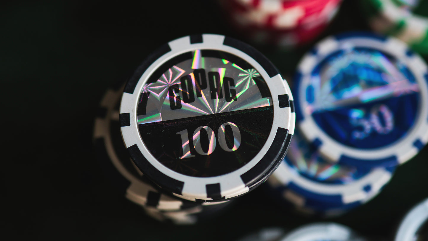 The MADISON x COPAG PRO POKER SET