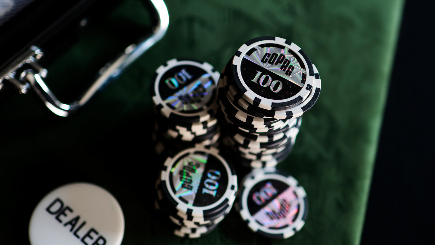 The MADISON x COPAG PRO POKER SET