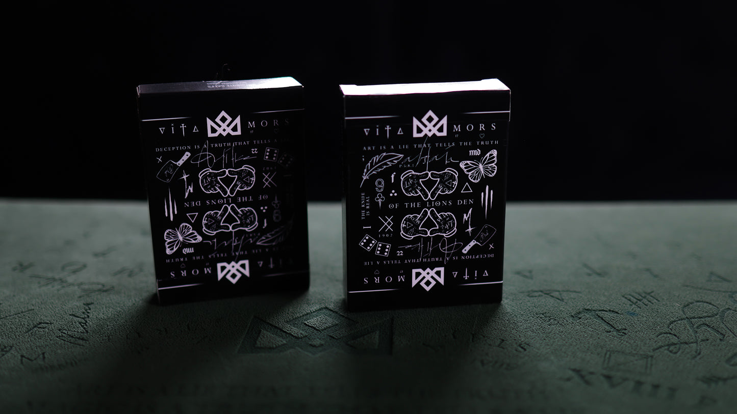 MADISON'S Original Card Clip & TRIBUTE Playing Cards