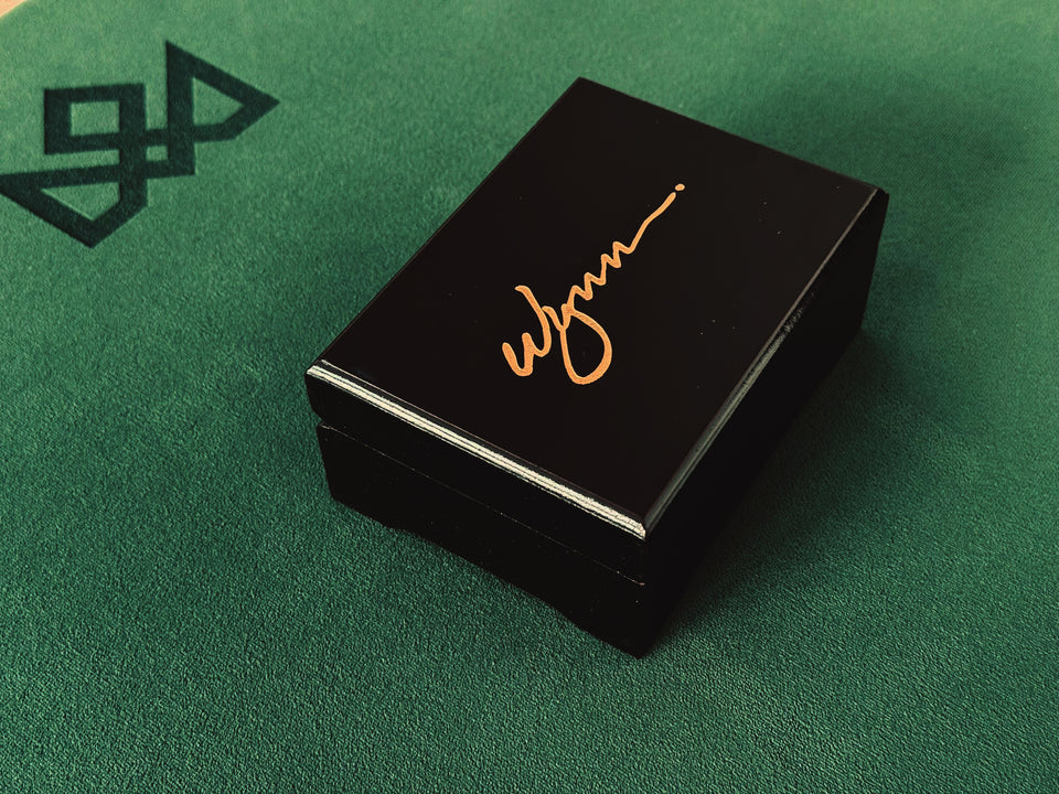 WYNN Limited Edition Playing Cards (Gold/Black) playing cards — view 2
