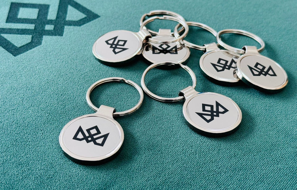 MADISON SHINER KEYRING - Silver Edition playing cards — view 9