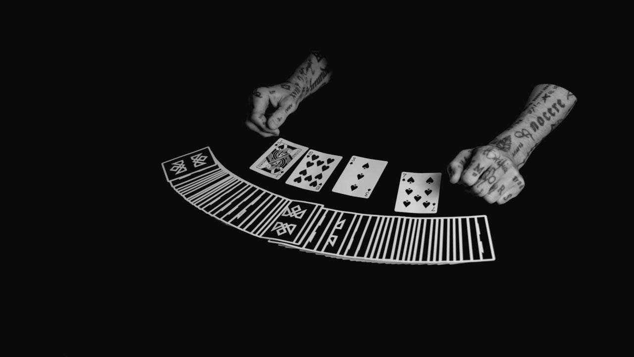 The DEAD CENTER DEAL Masterclass playing cards — view 3