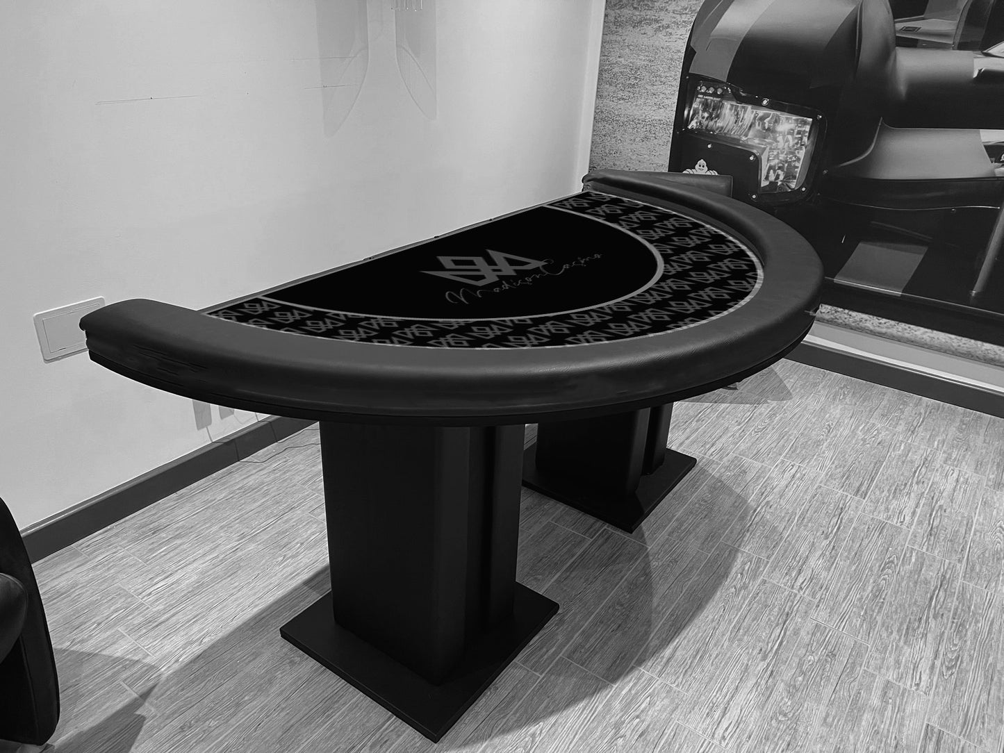 MADISON BLACKJACK TABLE (Full Table) playing cards — view 3