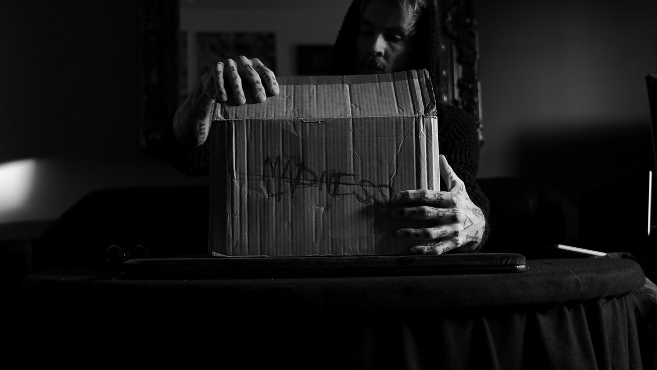The MADNESS SELECTION playing cards — view 6