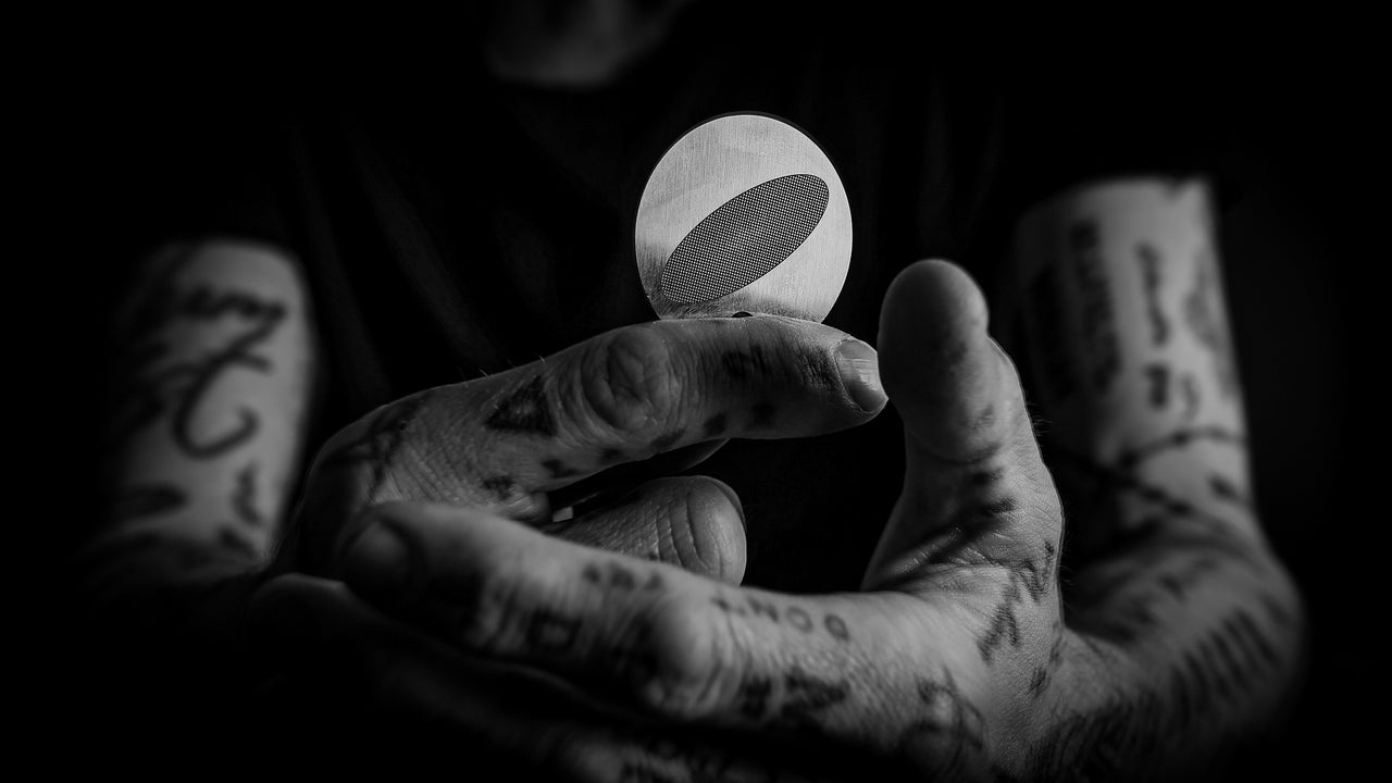 The SLEIGHT TOOL BUNDLE playing cards — view 2