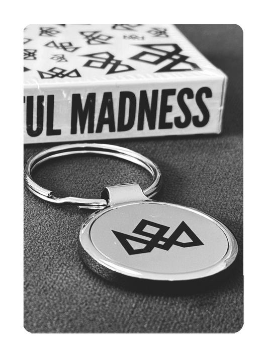 MADISON SHINER KEYRING - Silver Edition playing cards — view 3