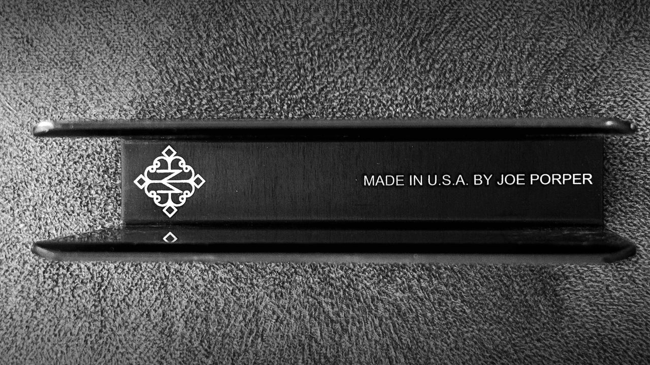 MADISON'S Original Card Clip & TRIBUTE Playing Cards playing cards — view 2