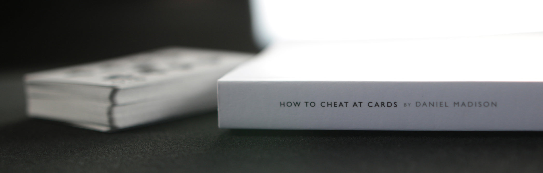 HOW TO CHEAT AT CARDS eBook playing cards — view 8