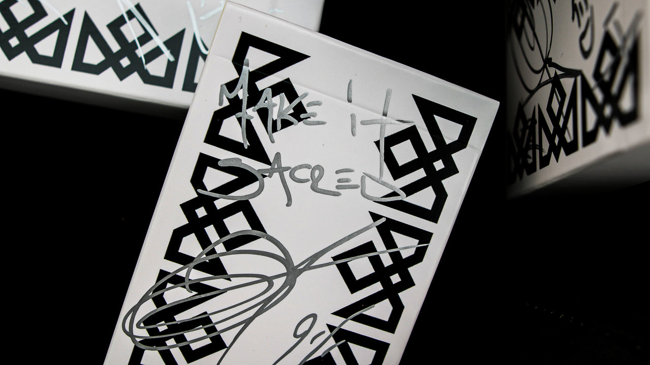 VITA - SIGNED by MADISON playing cards — view 3