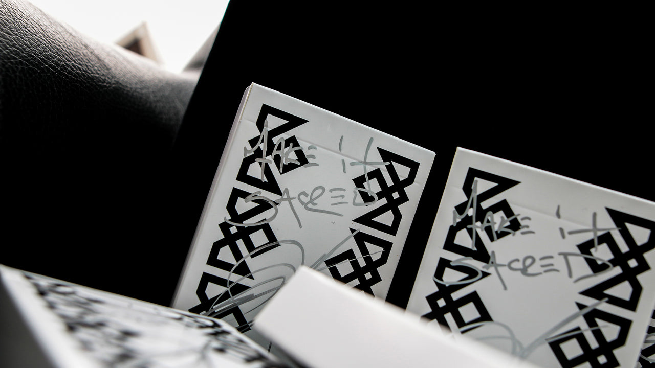 VITA - SIGNED by MADISON playing cards — view 45