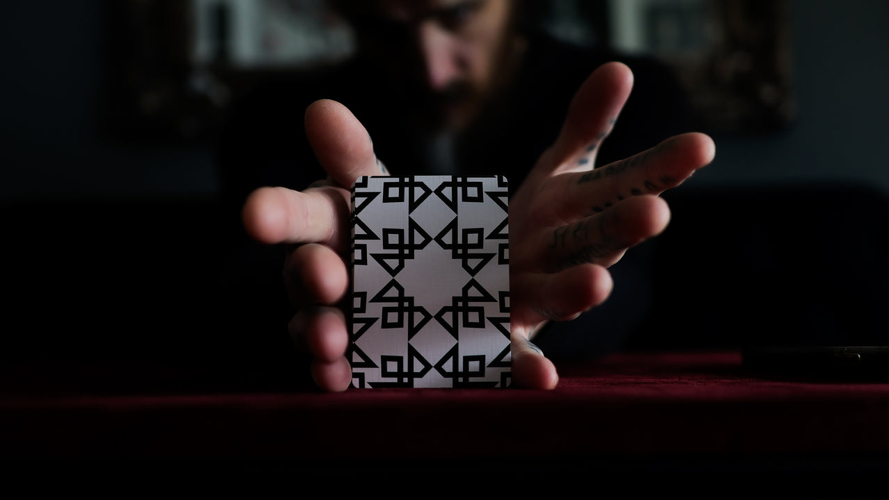 The MAGIC MANIFESTO Book (Plus MASTERS Playing Cards) playing cards — view 32