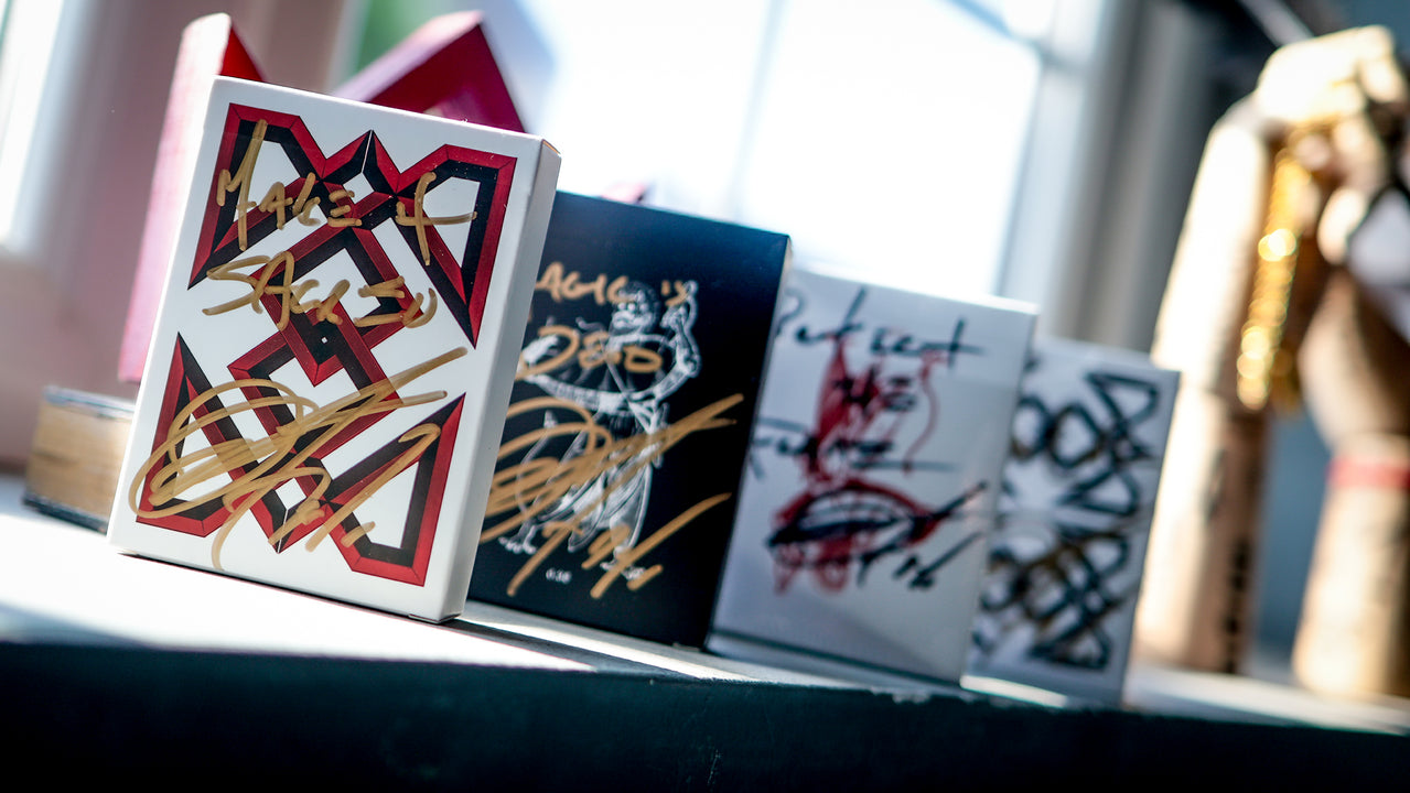 The DEVILS CUT SIGNED Collection playing cards — view 10
