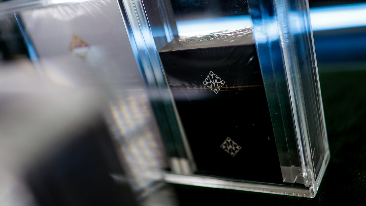 TEN-DECK MADISON ROUNDERS SET with CARAT CASES Signed by MADISON playing cards — view 17