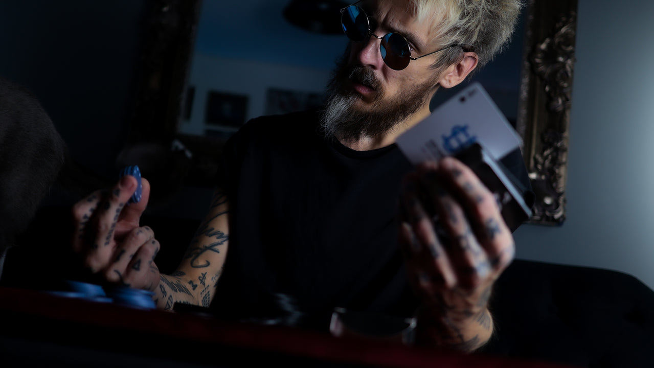 BLUE MIRRORED 'SHINER' SHADES playing cards — view 9