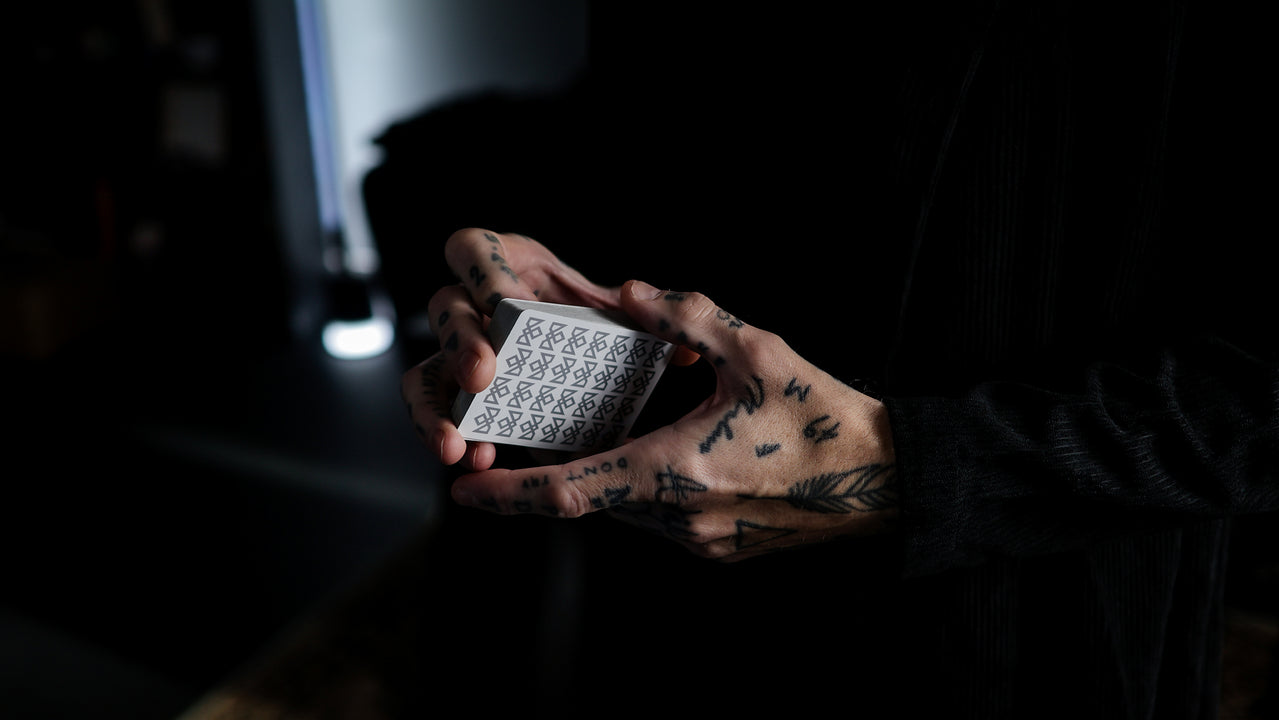 PLATINUM CHARLATANS Playing Cards SIGNED playing cards — view 40