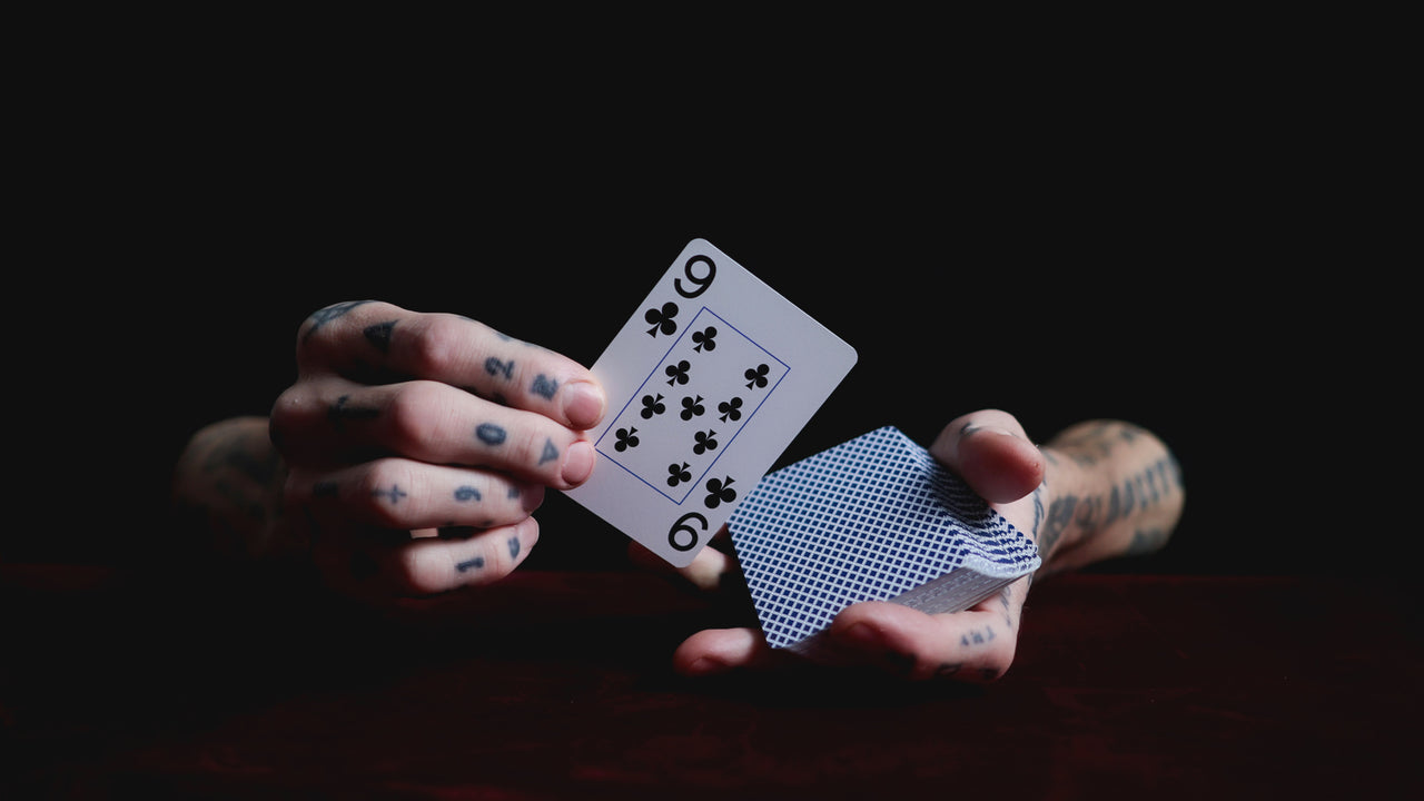 BEE Playing Cards - JUMBO INDEX (Red or Blue) playing cards — view 5