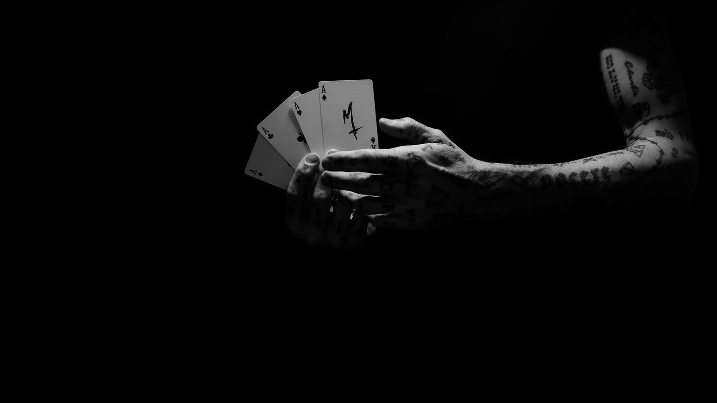 M52 Entry - MADISON SIGNATURE Playing Cards - Signed by Madison