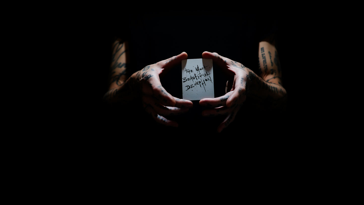 M52 Entry - MADISON SIGNATURE Playing Cards - Signed by Madison