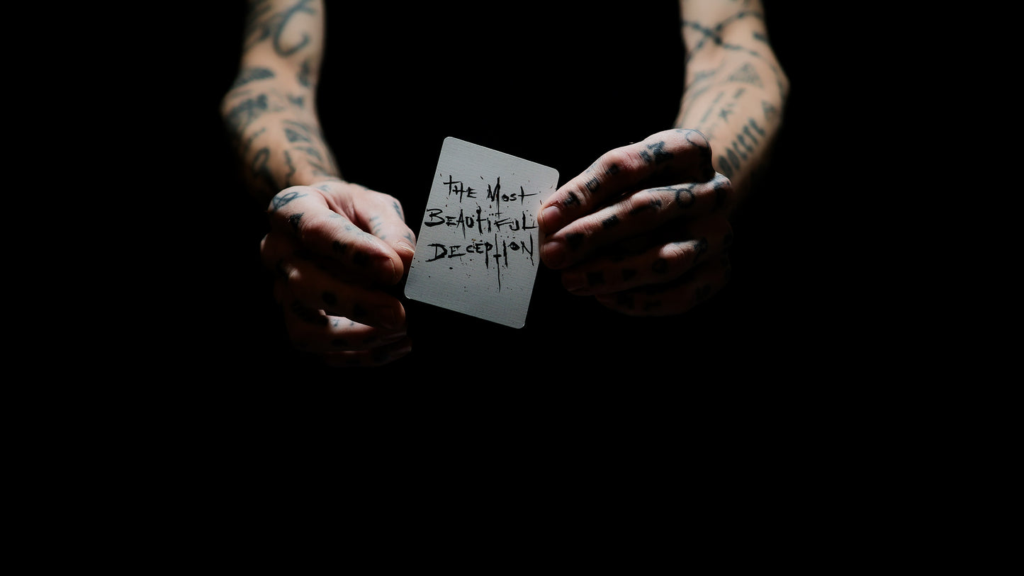 M52 Entry - MADISON SIGNATURE Playing Cards - Signed by Madison