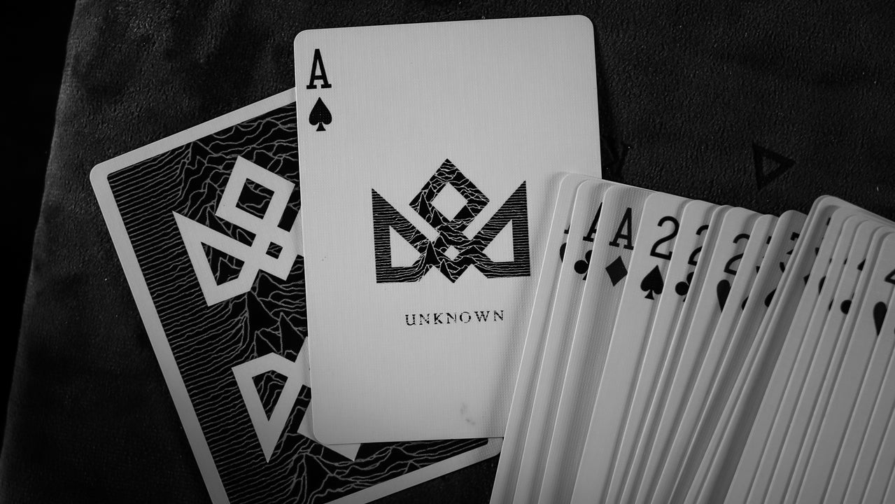 MADISON UNKNOWN BOXSET playing cards — view 21