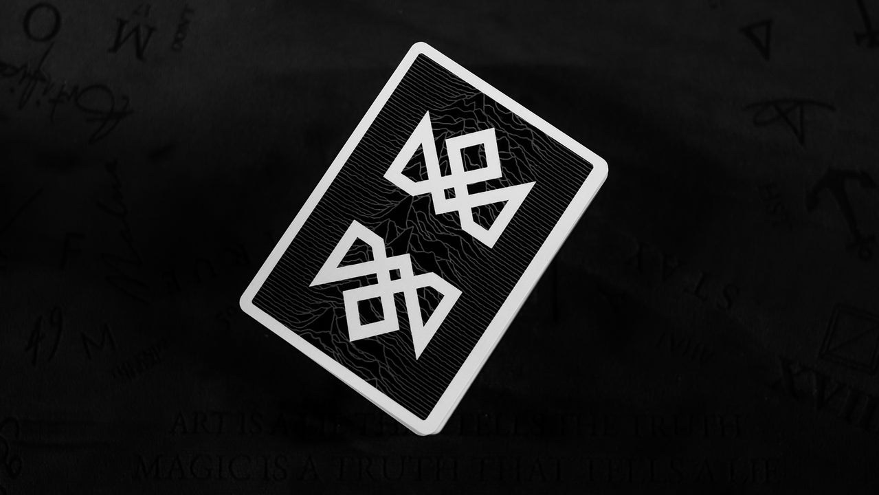 MADISON UNKNOWN BOXSET playing cards — view 22