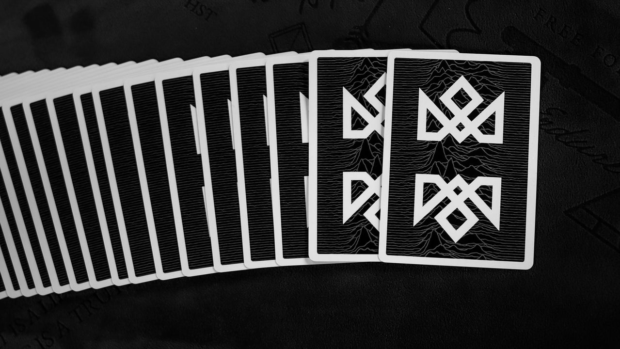 MADISON UNKNOWN BOXSET playing cards — view 24