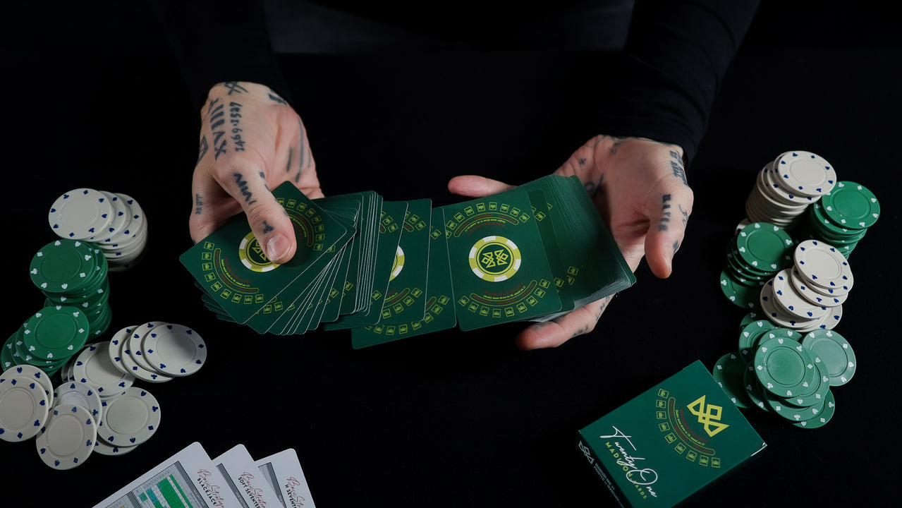 21 BLACKJACK Playing Cards - SIGNED by MADISON playing cards — view 43