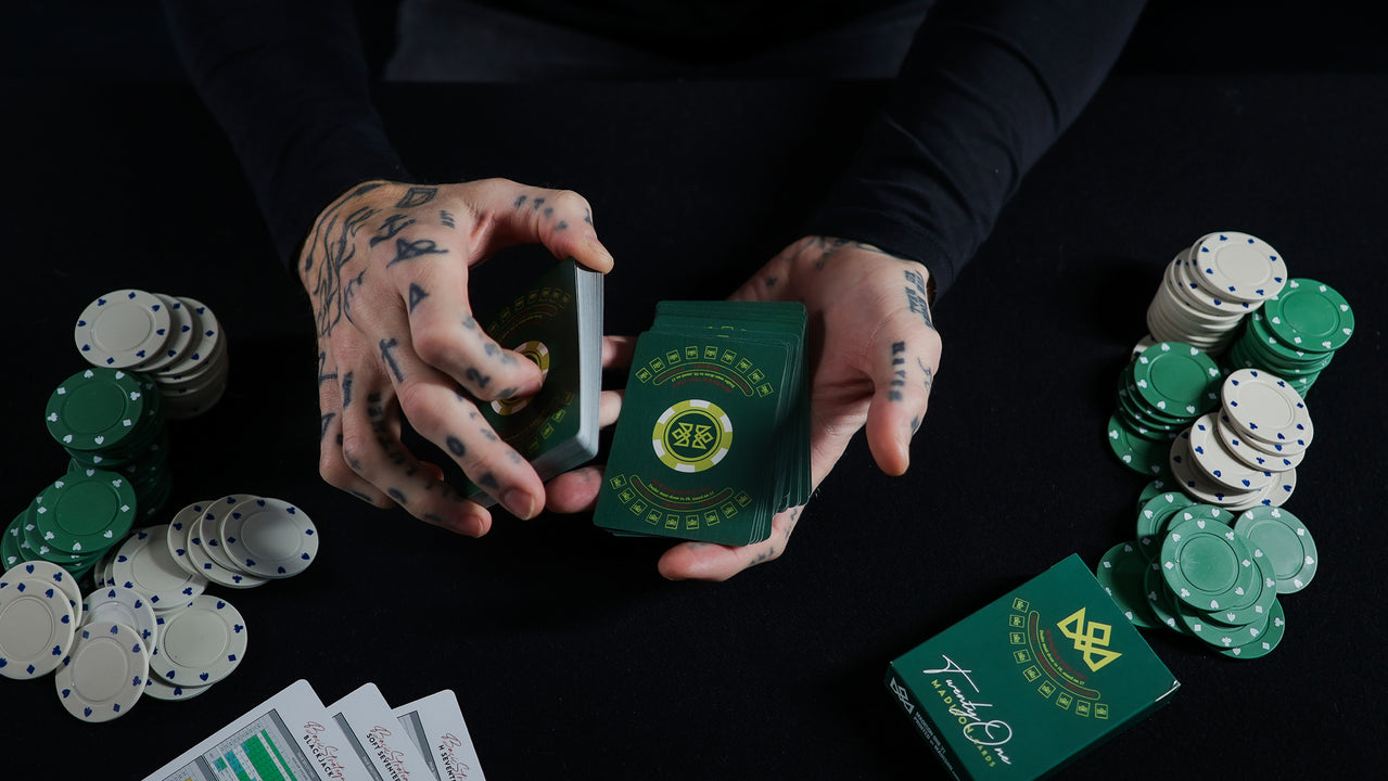 21 BLACKJACK Playing Cards - SIGNED by MADISON playing cards — view 45