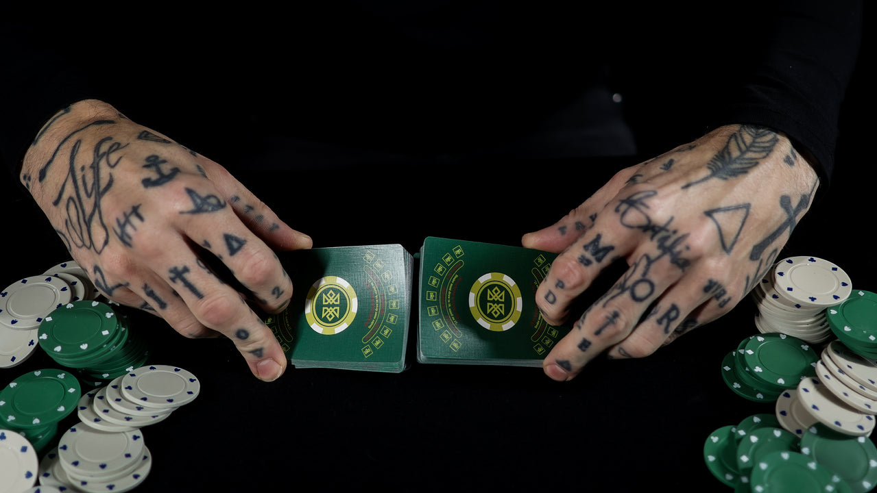 21 BLACKJACK Playing Cards - SIGNED by MADISON playing cards — view 57