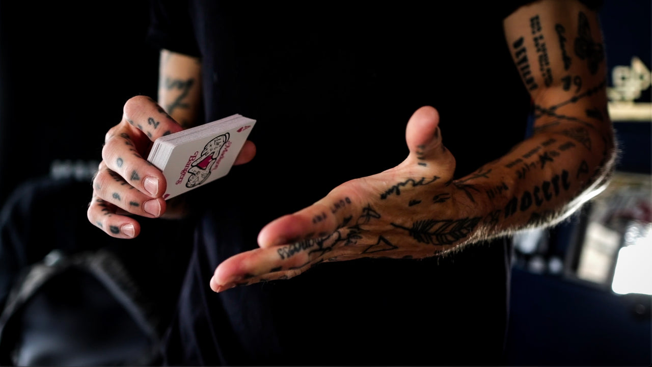 KNUCKLES Sleight-of-Hand / Cardistry Workshop playing cards — view 5