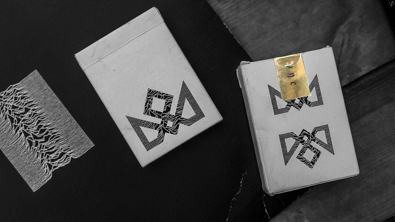 MADISON UNKNOWN BOXSET playing cards — view 30