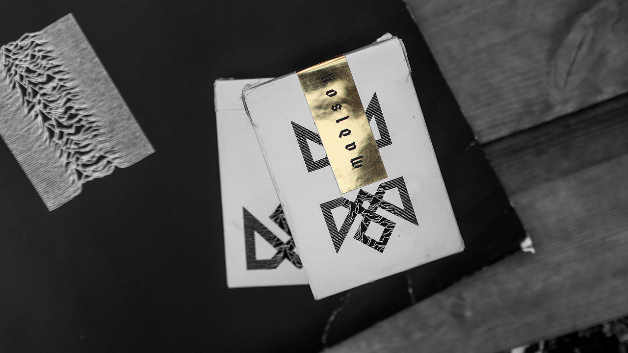 MADISON UNKNOWN BOXSET playing cards — view 31