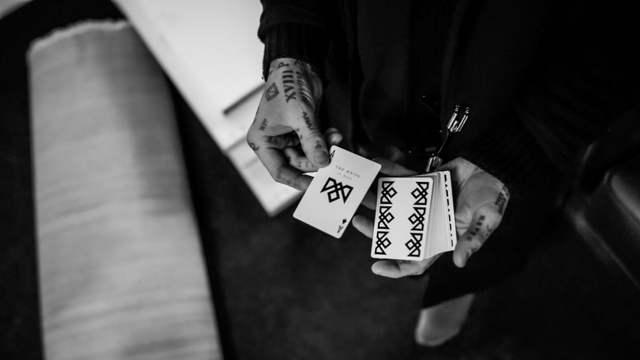 VITA - SIGNED by MADISON playing cards — view 16