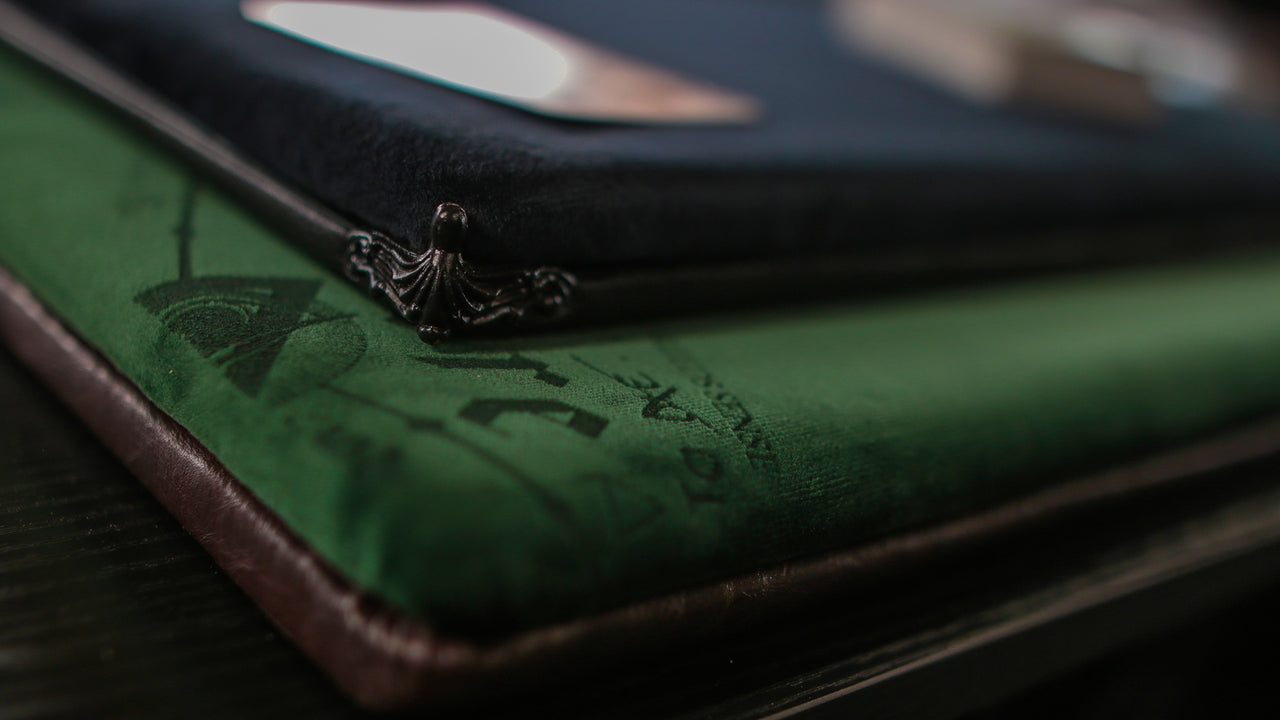 CUSTOM MADE SURFACE by VALDEZ playing cards — view 16