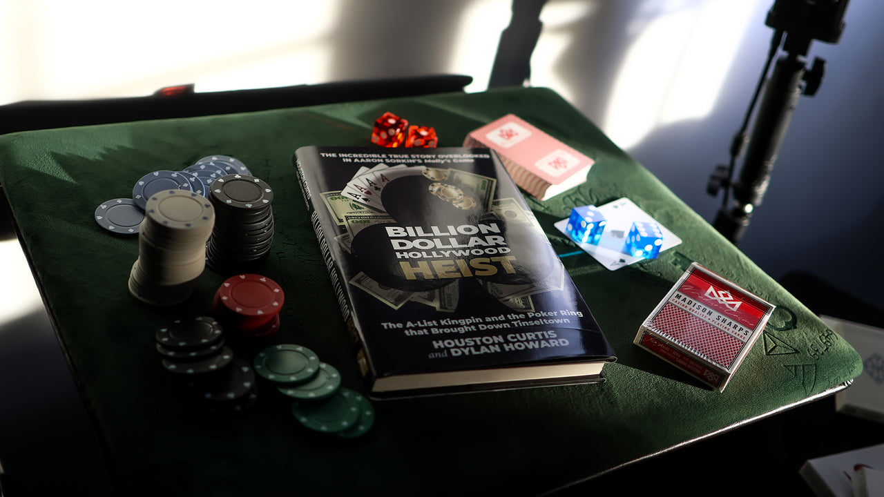 BILLION DOLLAR HOLLYWOOD HEIST by Houston Curtis playing cards — view 11