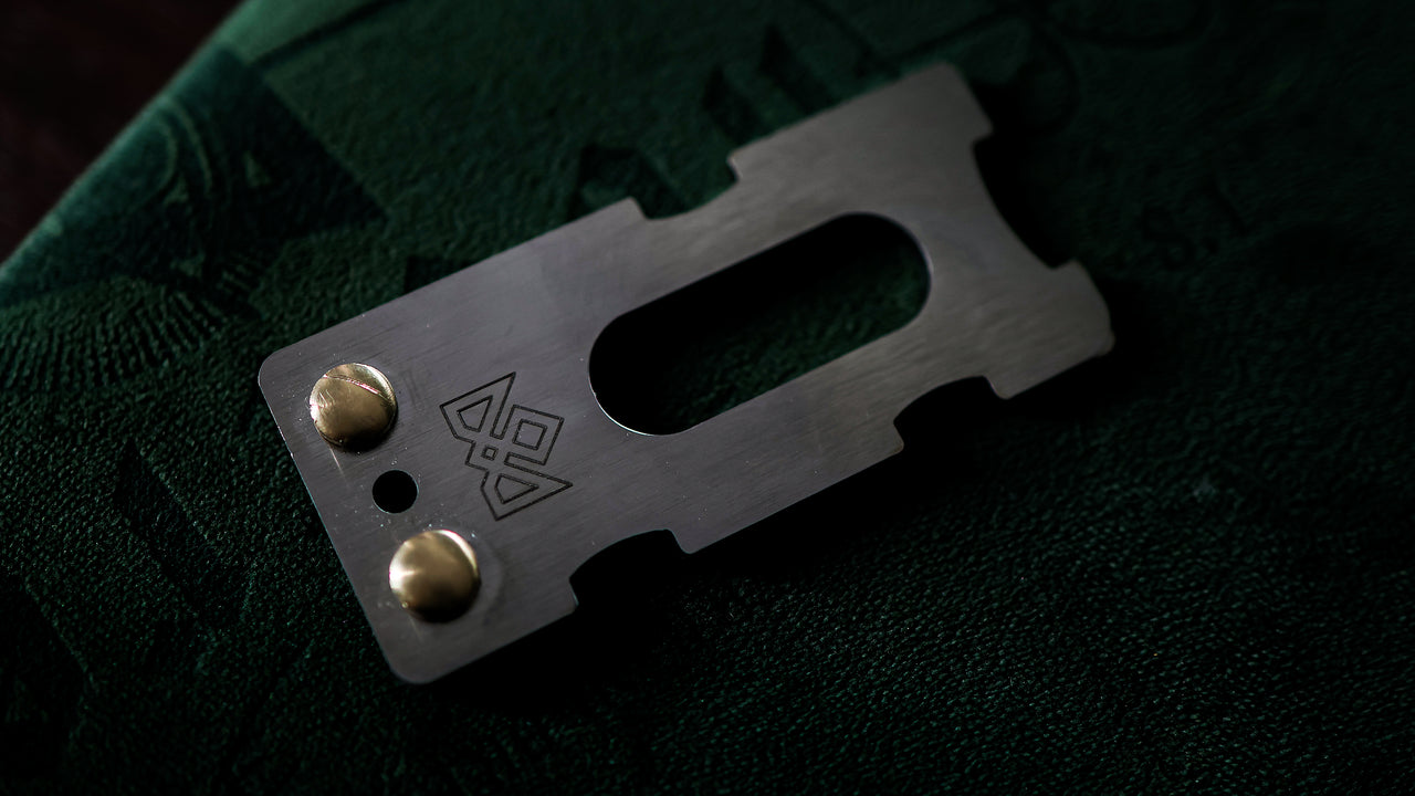 The POCKET M-JIG plus Masterclasses playing cards — view 28