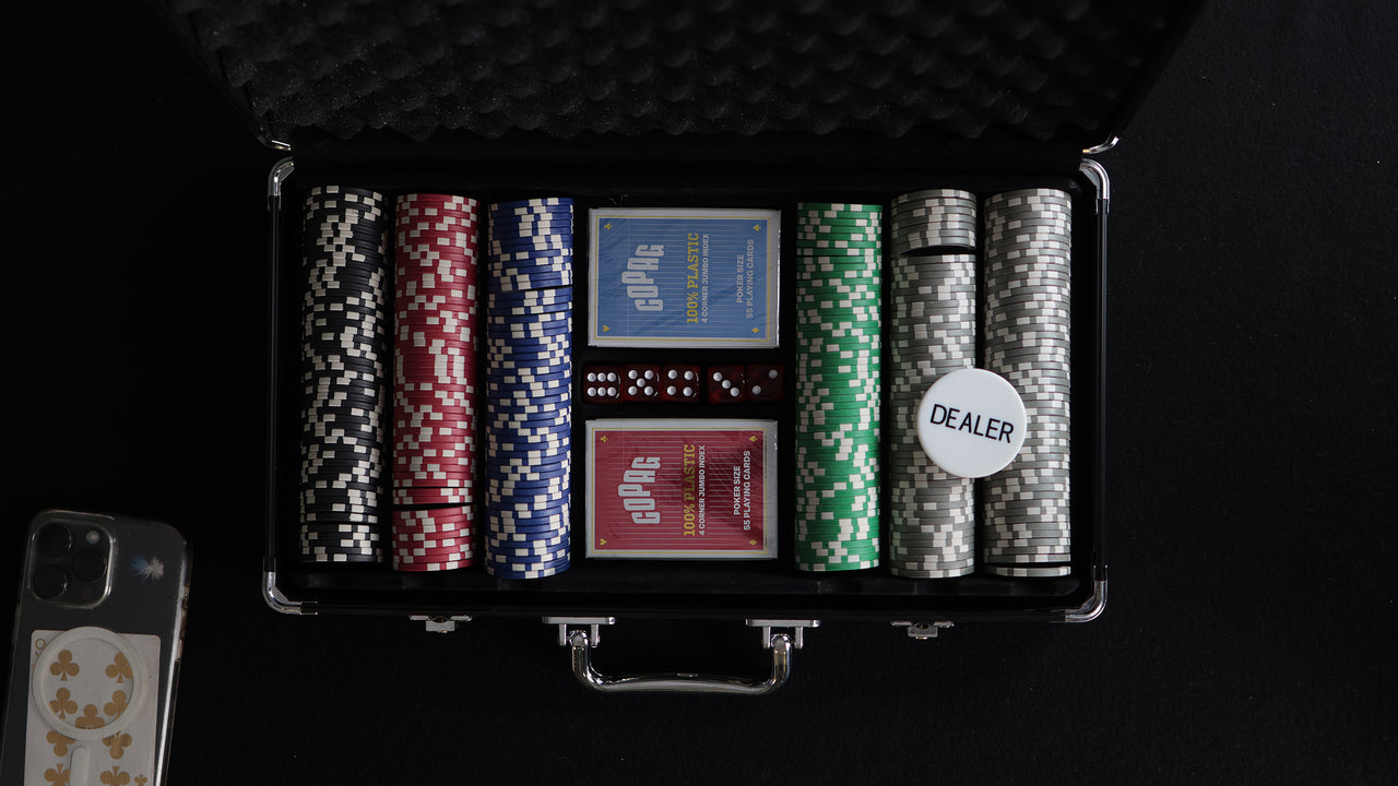 DOYLE BRUNSON Playing Cards and COPAG POKER SET playing cards — view 12