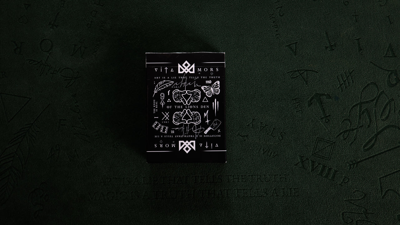 TRIBUTE COLLECTION BOXSET - Black Edition playing cards — view 3