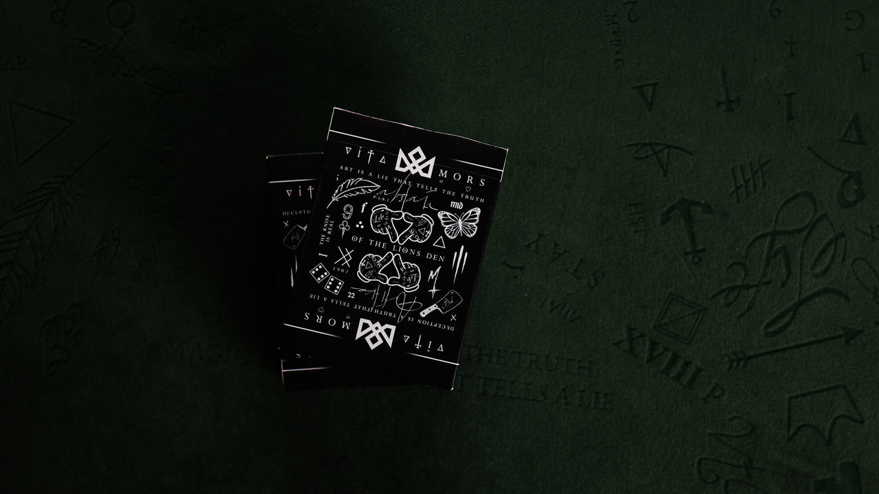 TRIBUTE COLLECTION BOXSET - Black Edition playing cards — view 9