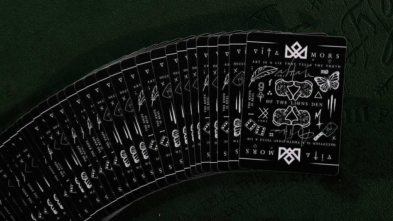 TRIBUTE COLLECTION BOXSET - Black Edition playing cards — view 20