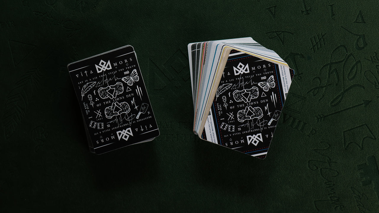 TRIBUTE COLLECTION BOXSET - Black Edition playing cards — view 40