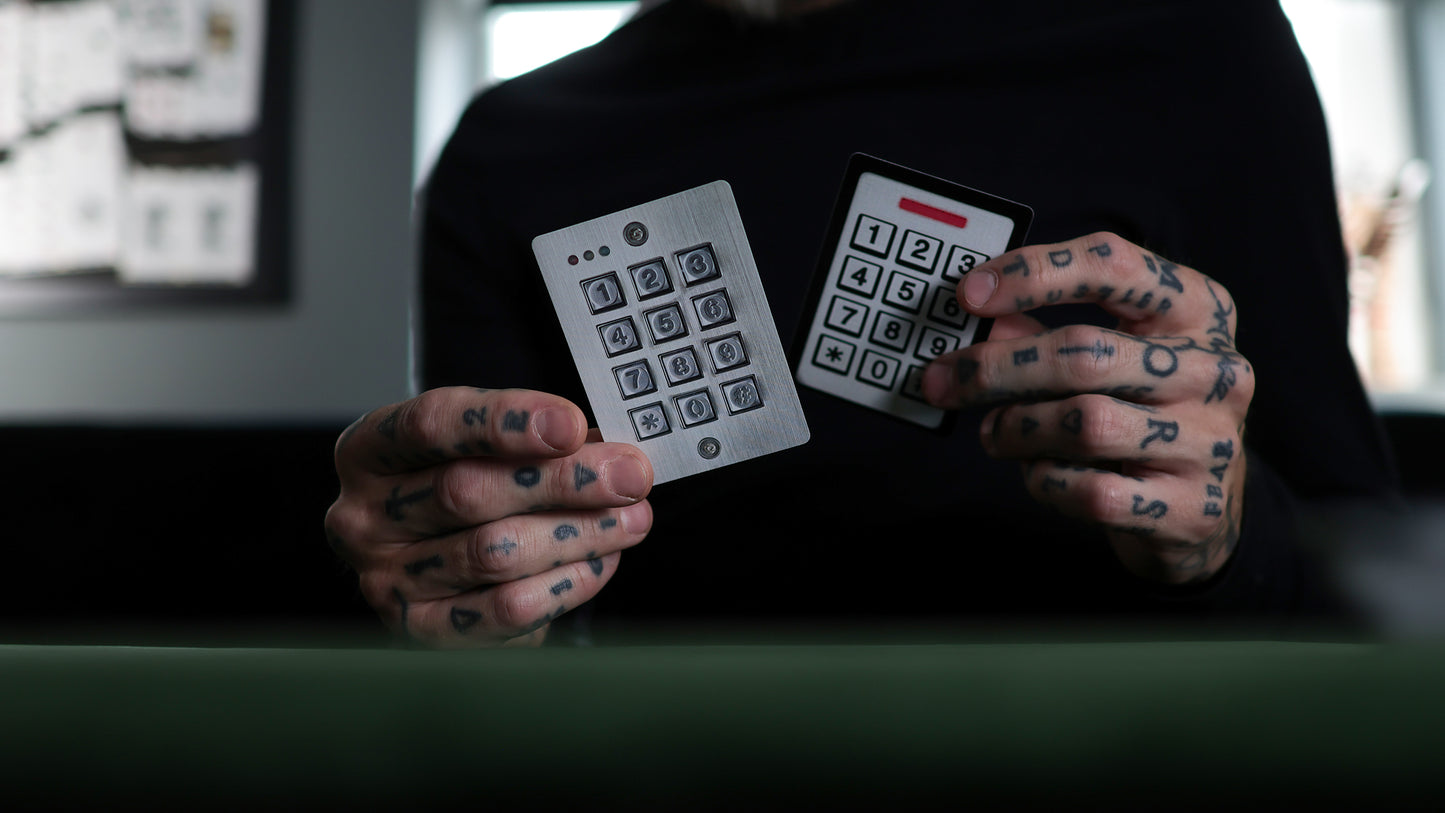 TRIBUTE GAFF Playing Cards - BRICK