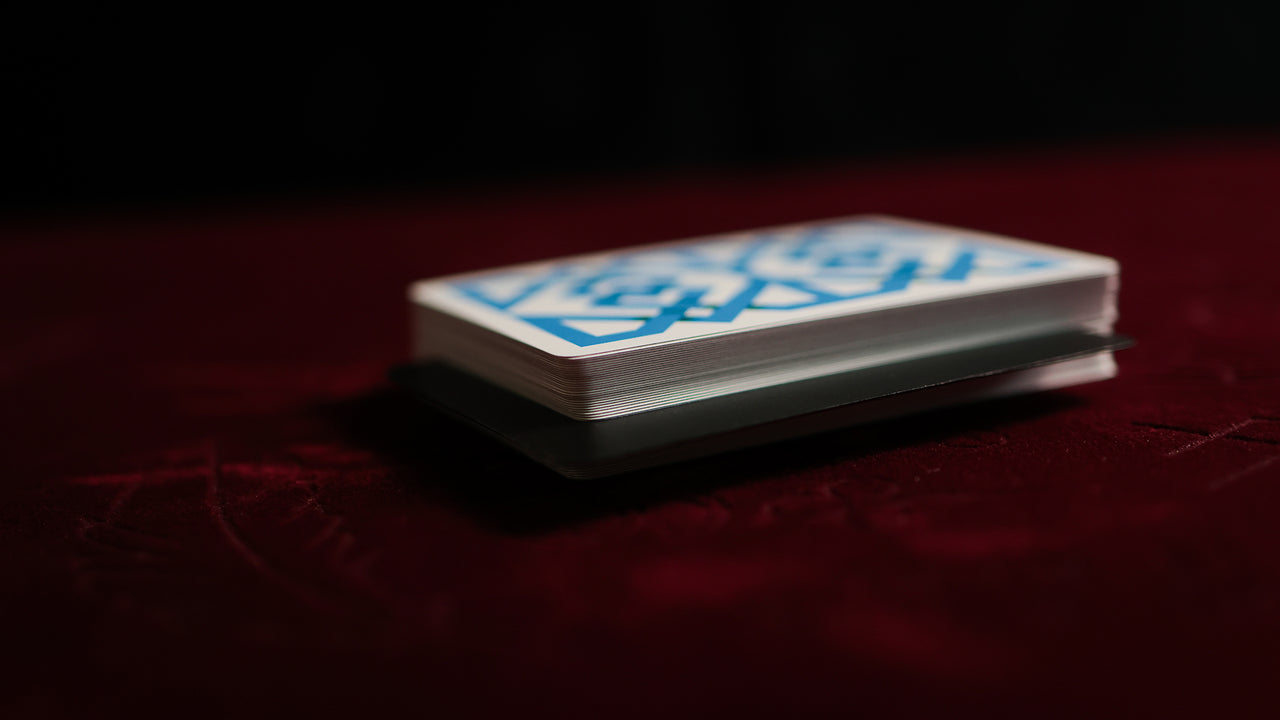 Madison Casino CUT CARDS playing cards — view 3