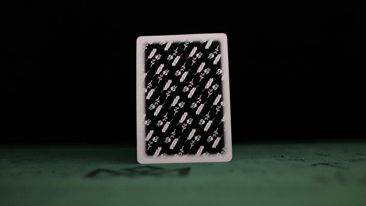 M x S STINGERS - BLACK - SIGNED by MADISON playing cards — view 14