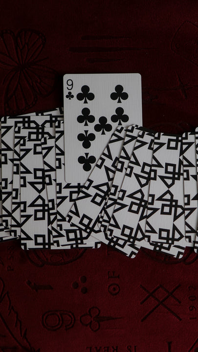 The MAGIC MANIFESTO Book (Plus MASTERS Playing Cards) playing cards — view 78