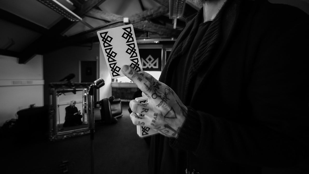 VITA - SIGNED by MADISON playing cards — view 25