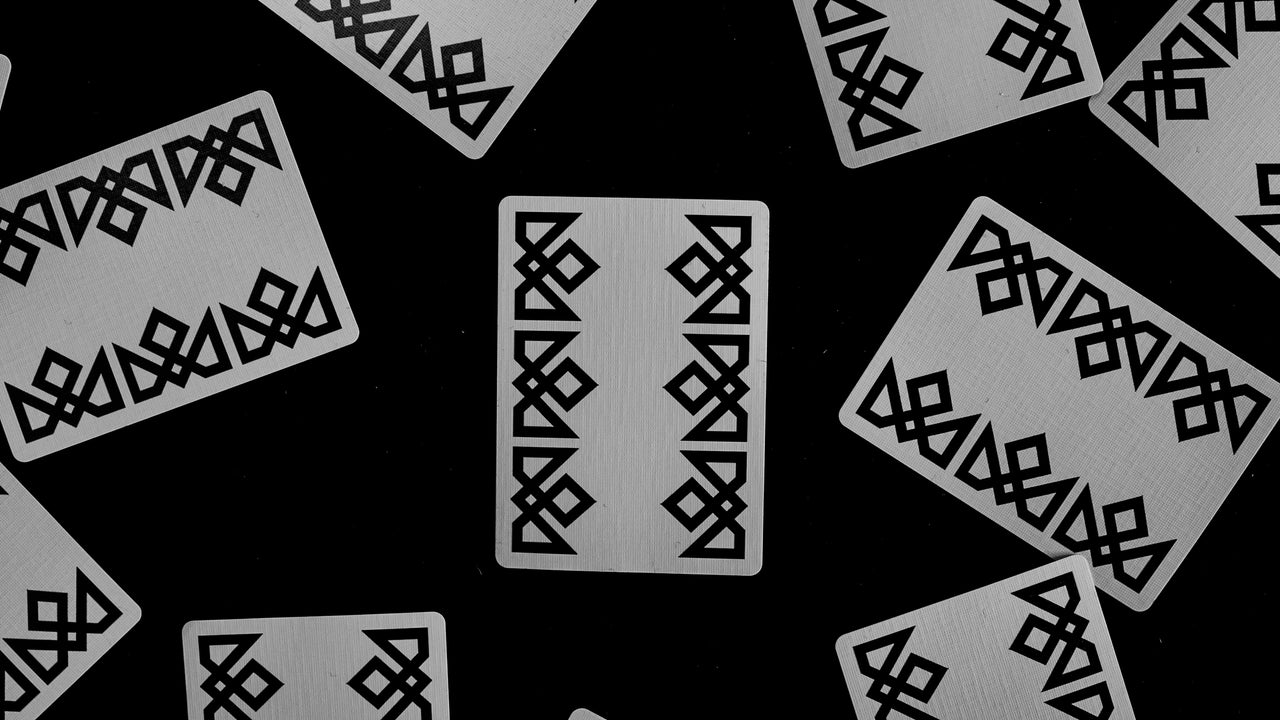 VITA - SIGNED by MADISON playing cards — view 30